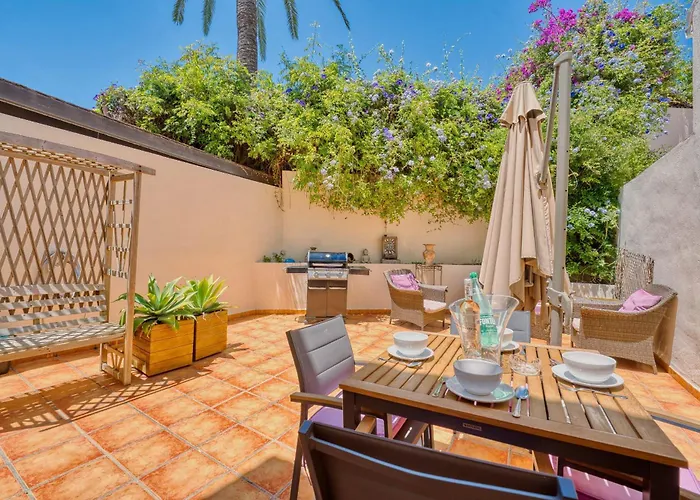 1107 Marbella Beach Front House